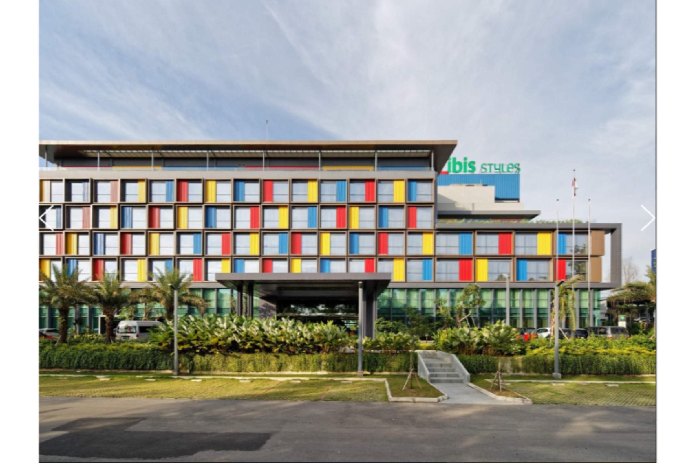 Ibis Styles Batam Nagoya Hotel Exterior foto