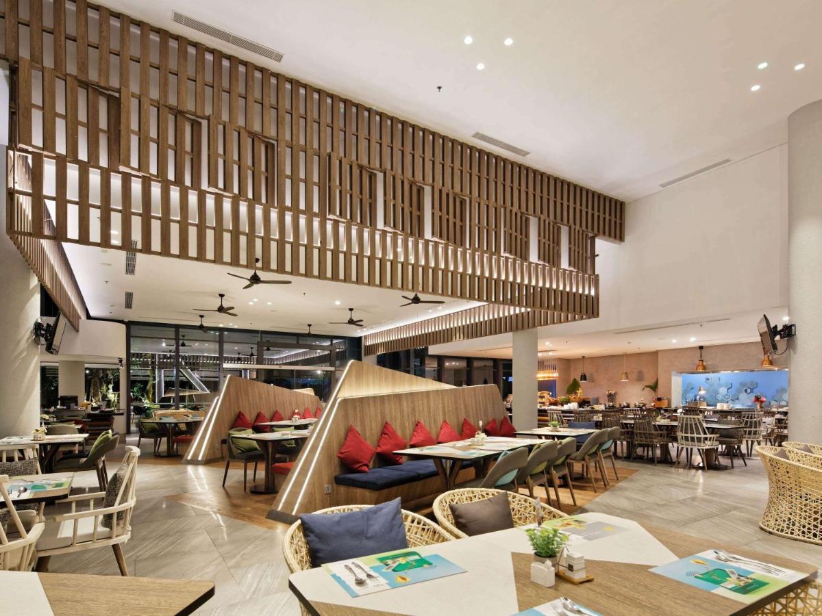 Ibis Styles Batam Nagoya Hotel Exterior foto