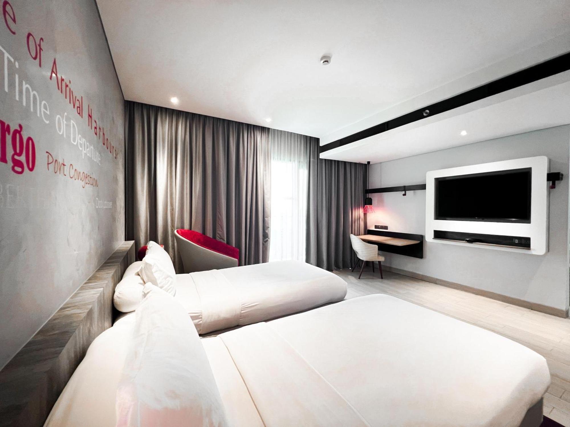 Ibis Styles Batam Nagoya Hotel Exterior foto