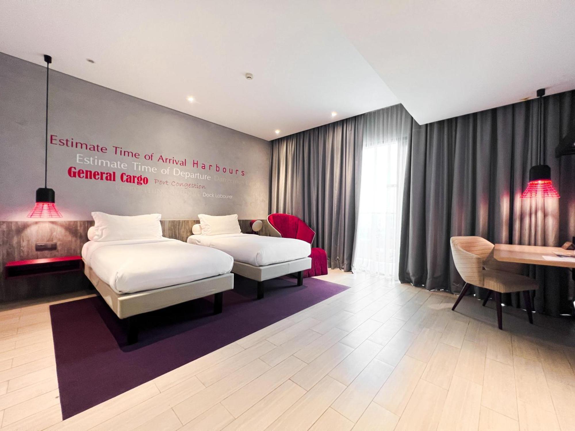 Ibis Styles Batam Nagoya Hotel Exterior foto