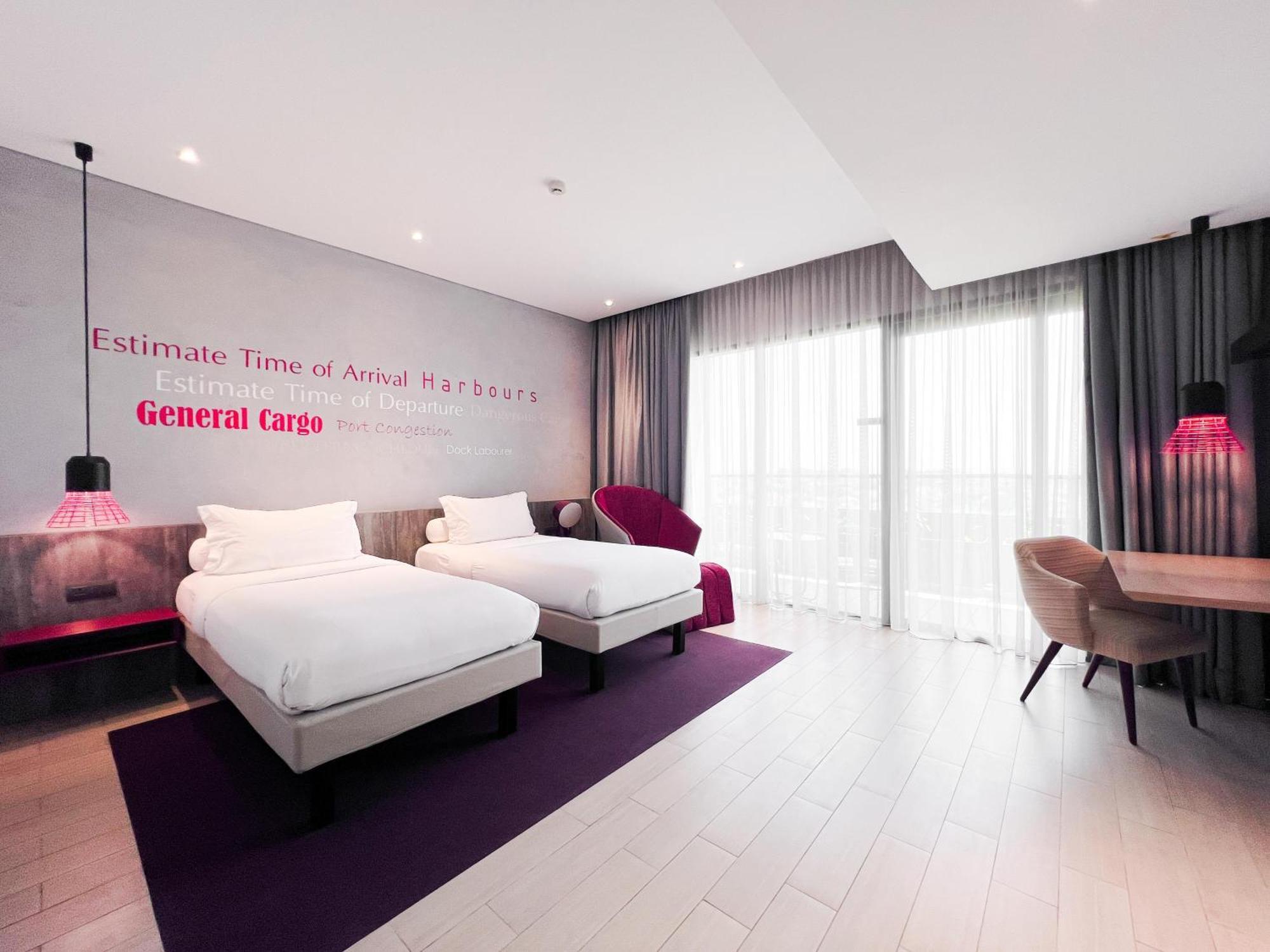 Ibis Styles Batam Nagoya Hotel Exterior foto